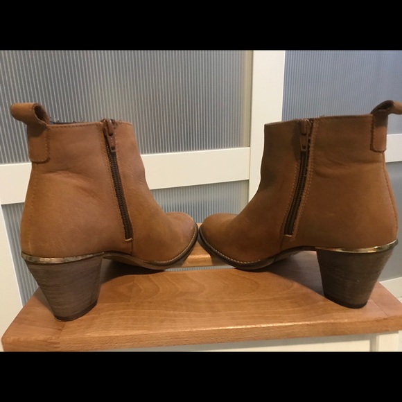 Steve Madden Ankle Boots EUC - Picture 3 of 7